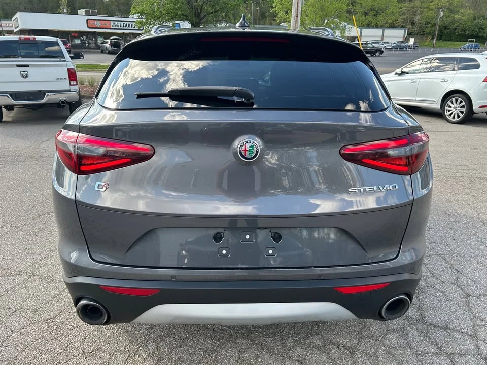 2018 Alfa Romeo Stelvio - Image 9 of 20