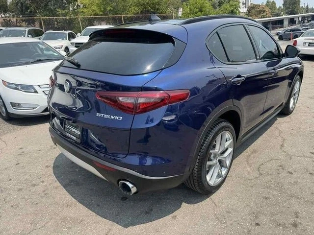 2018 Alfa Romeo Stelvio - Image 6 of 19