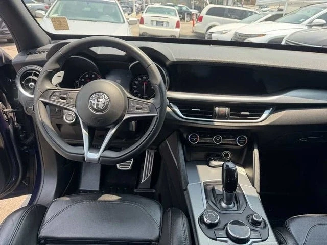 2018 Alfa Romeo Stelvio - Image 11 of 19