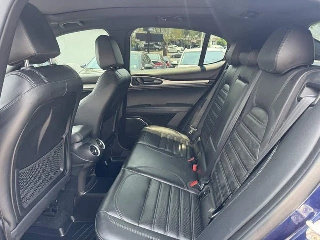 2018 Alfa Romeo Stelvio - Image 18 of 19