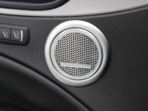 2018 Alfa Romeo Stelvio - Image 18 of 20