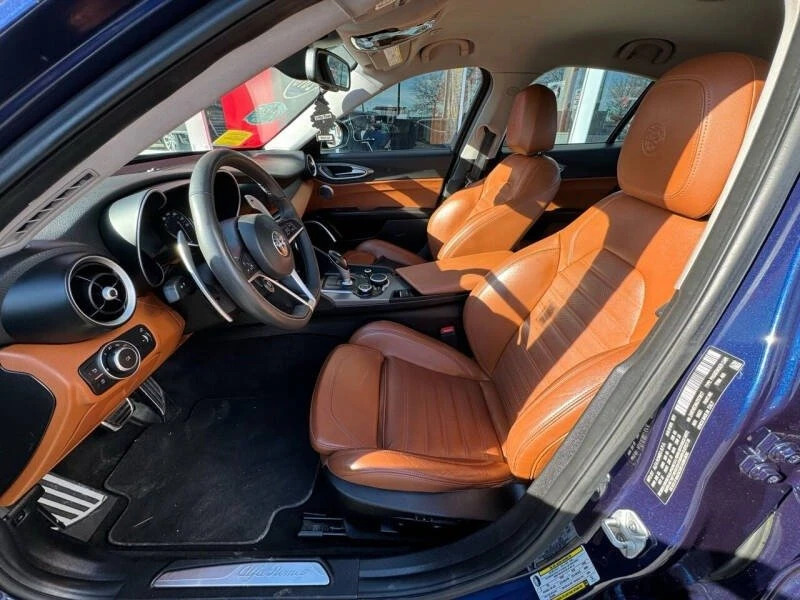 2018 Alfa Romeo Giulia - Image 8 of 14