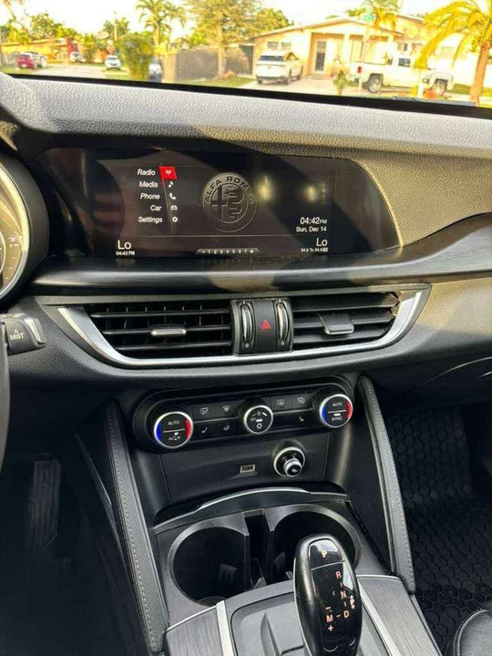 2018 Alfa Romeo Stelvio - Image 7 of 10