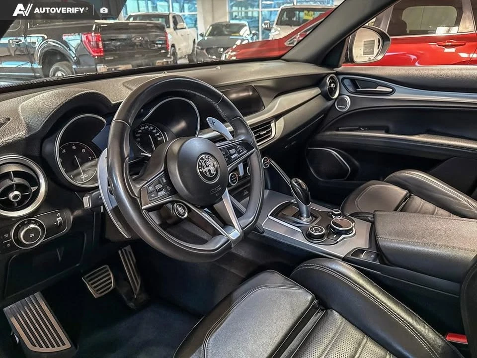 2018 Alfa Romeo Stelvio - Image 13 of 20