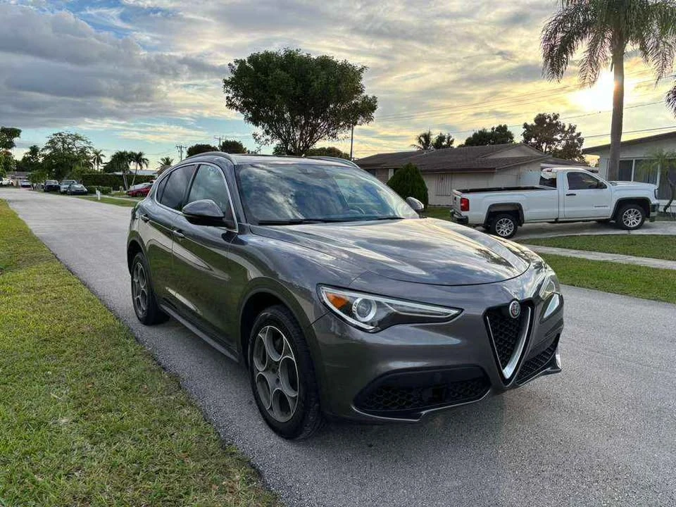 2018 Alfa Romeo Stelvio - Image 2 of 10