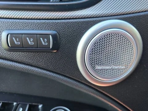 2018 Alfa Romeo Stelvio - Image 19 of 20