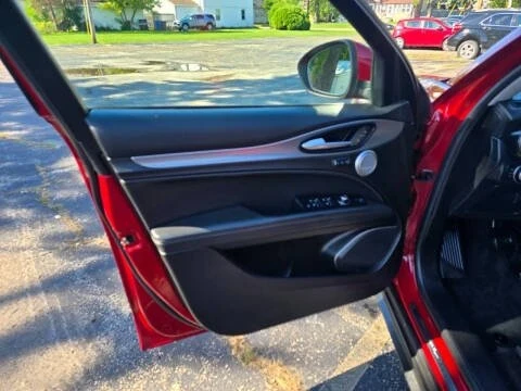 2018 Alfa Romeo Stelvio - Image 12 of 20
