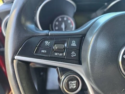 2018 Alfa Romeo Stelvio - Image 16 of 20