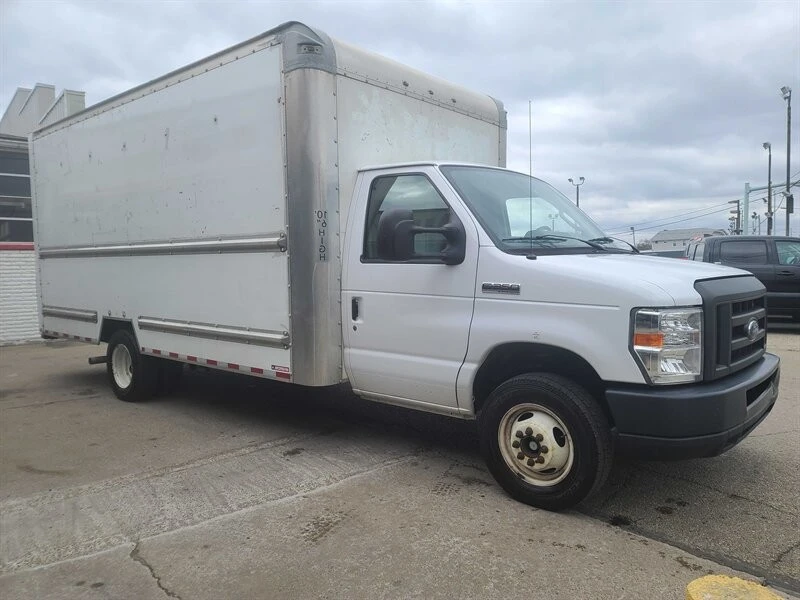 2018 Ford Econoline Van - Image 4 of 4