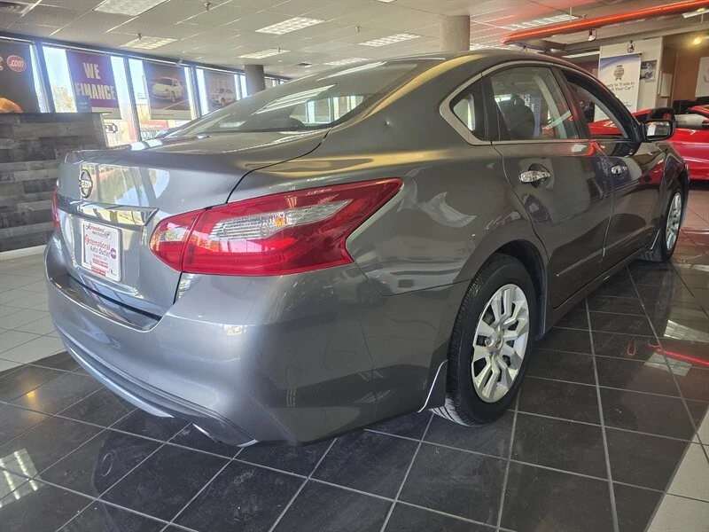 2018 Nissan Altima 5th Gen - Image 4 of 4