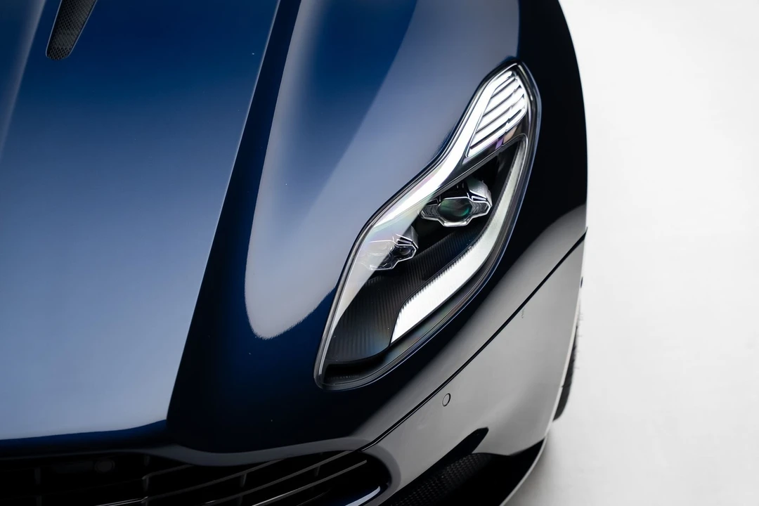 2018 Aston Martin DB11 - Image 11 of 31