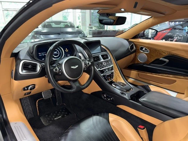 2018 Aston Martin DB11 - Image 9 of 20