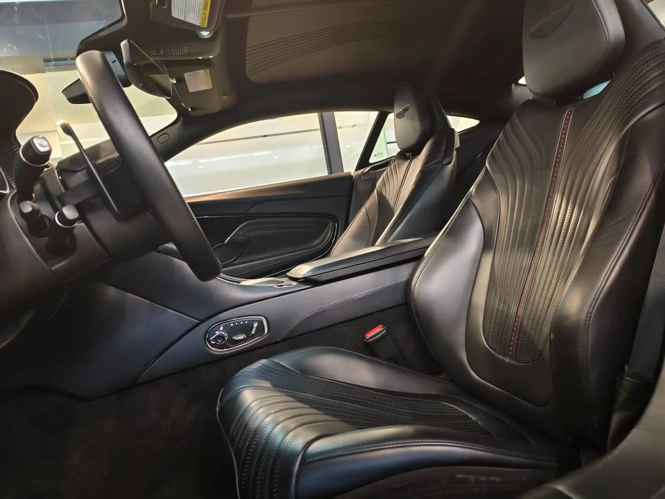 2018 Aston Martin DB11 - Image 7 of 14