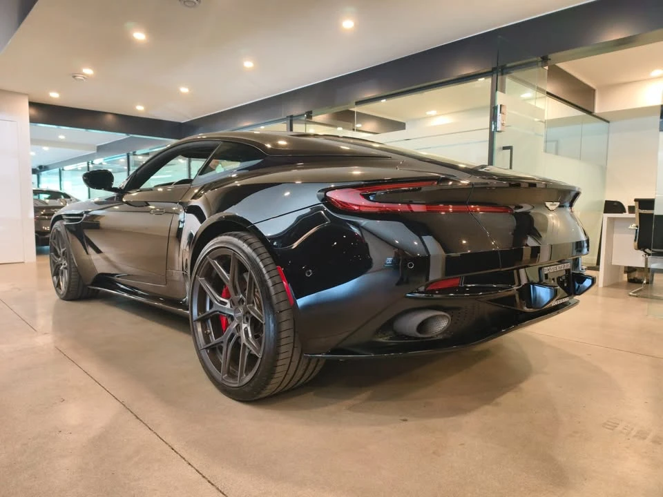 2018 Aston Martin DB11 - Image 4 of 14