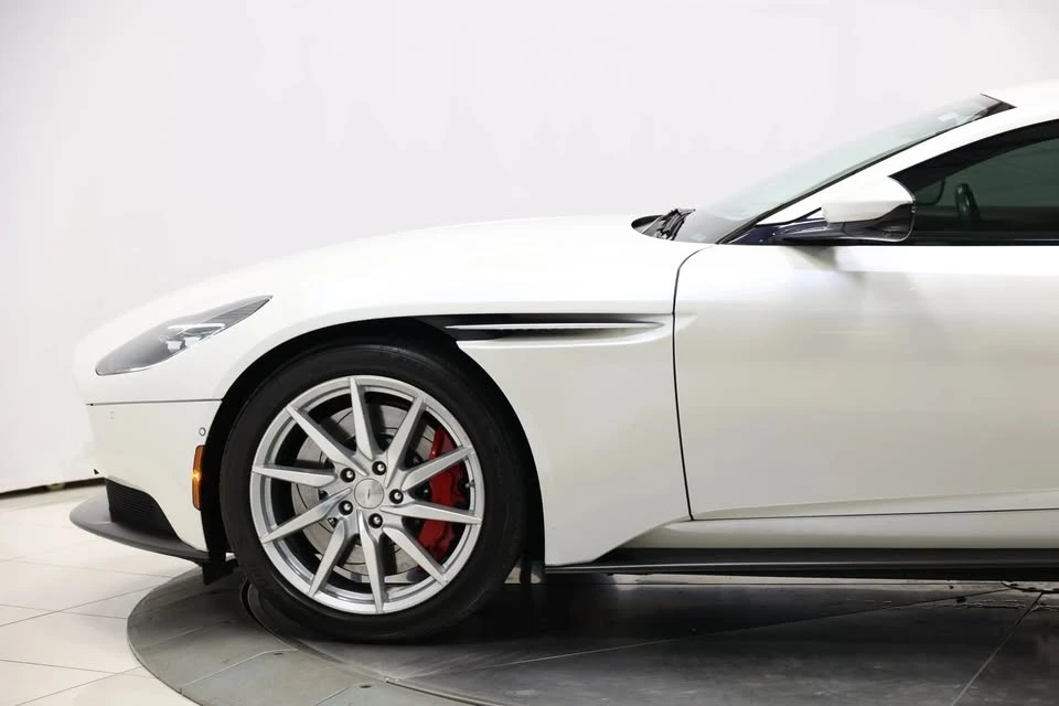 2018 Aston Martin DB11 - Image 9 of 20