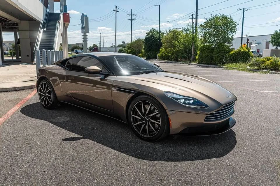 2018 Aston Martin DB11 - Image 19 of 20