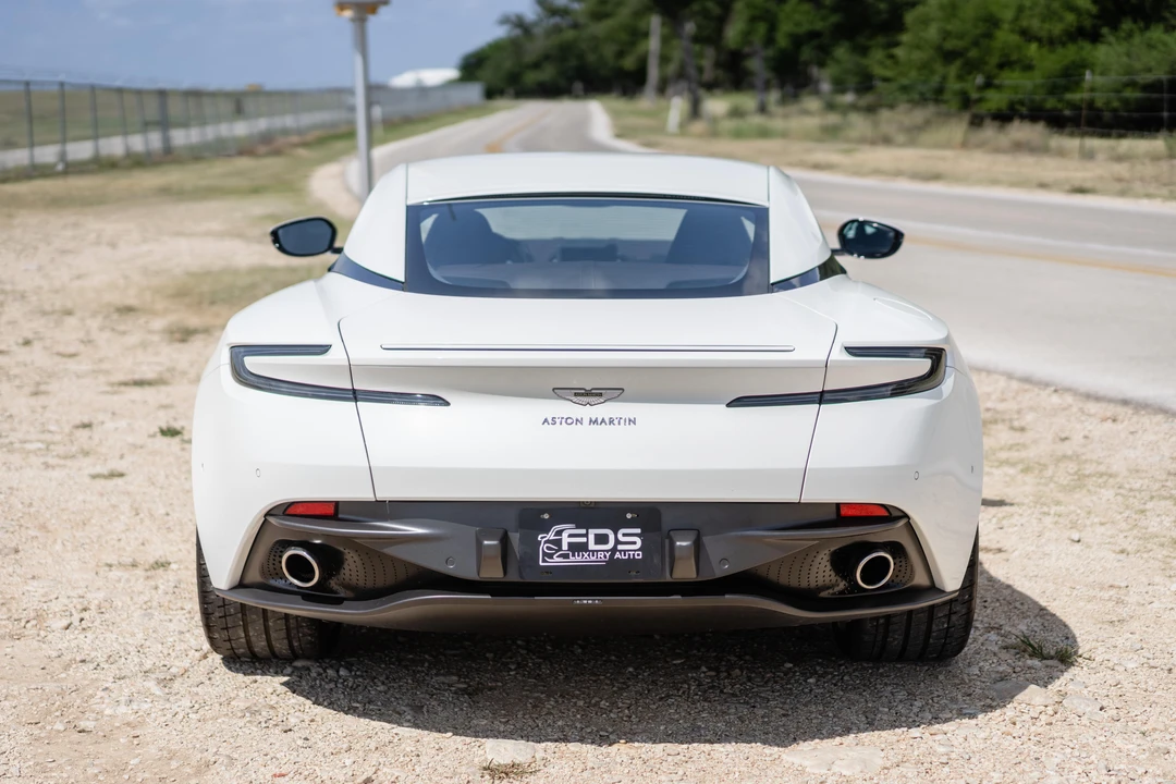 2018 Aston Martin DB11 - Image 14 of 31