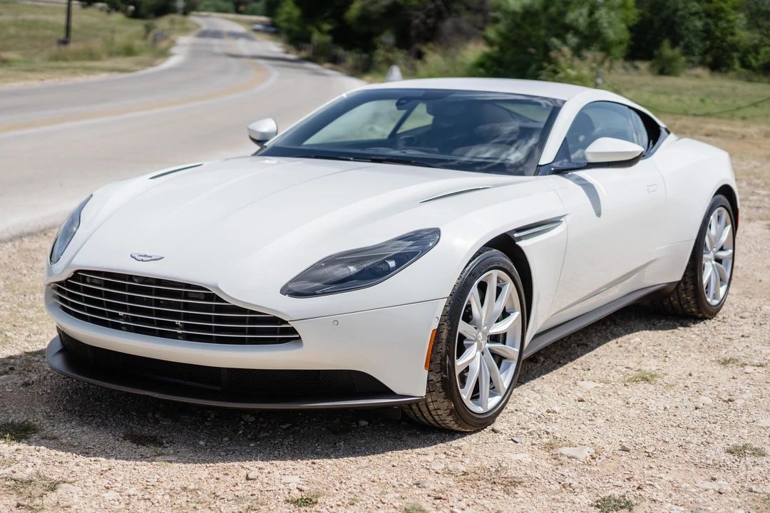 2018 Aston Martin DB11 - Image 8 of 31