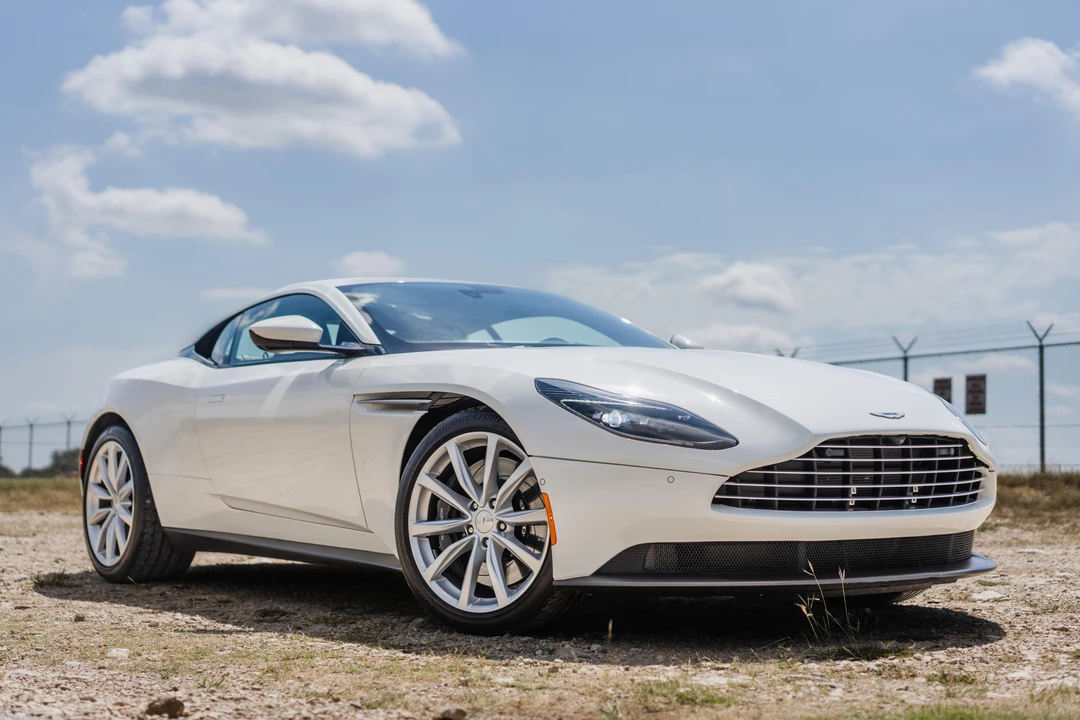 2018 Aston Martin DB11 - Image 21 of 31
