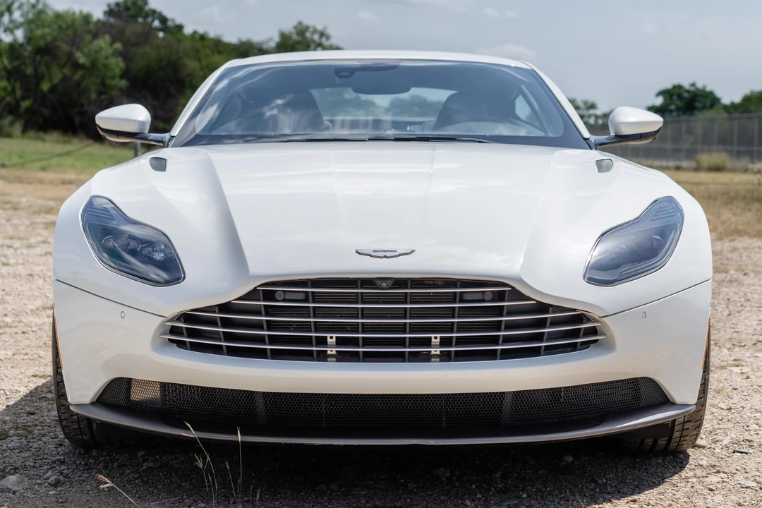 2018 Aston Martin DB11 - Image 2 of 31