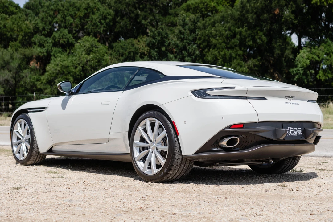 2018 Aston Martin DB11 - Image 4 of 31