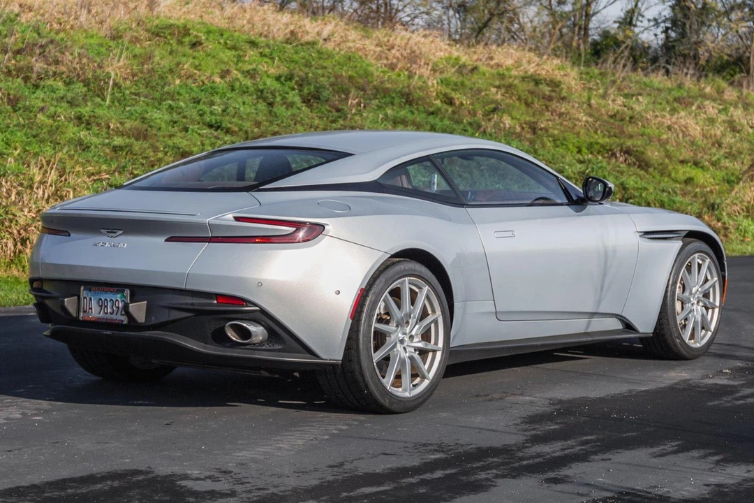 2018 Aston Martin DB11 - Image 4 of 31