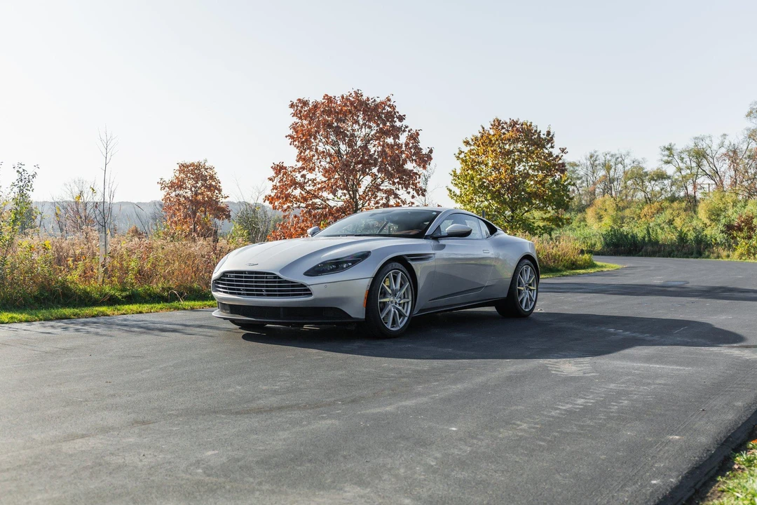 2018 Aston Martin DB11 - Image 7 of 31
