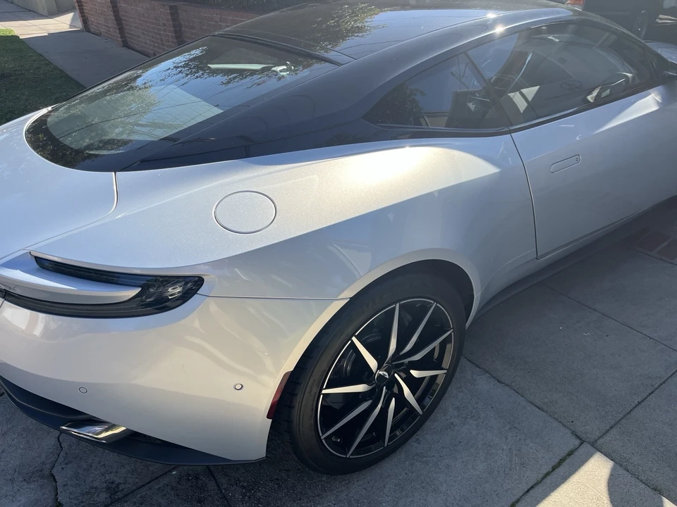 2018 Aston Martin DB11 - Image 4 of 13