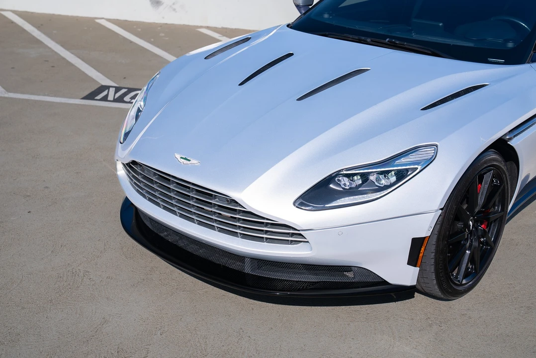 2018 Aston Martin DB11 - Image 5 of 21