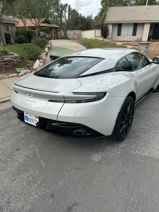 2018 Aston Martin DB11 - Image 11 of 14
