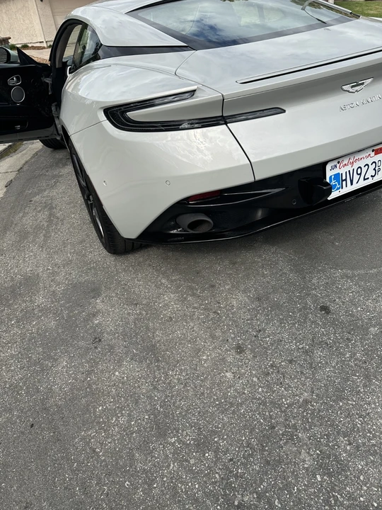 2018 Aston Martin DB11 - Image 3 of 14