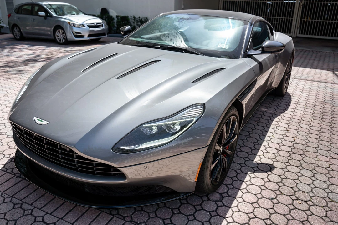 2018 Aston Martin DB11 - Image 2 of 31