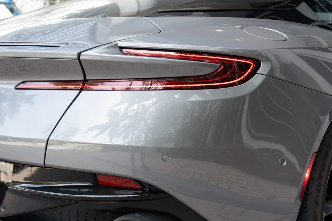 2018 Aston Martin DB11 - Image 28 of 31