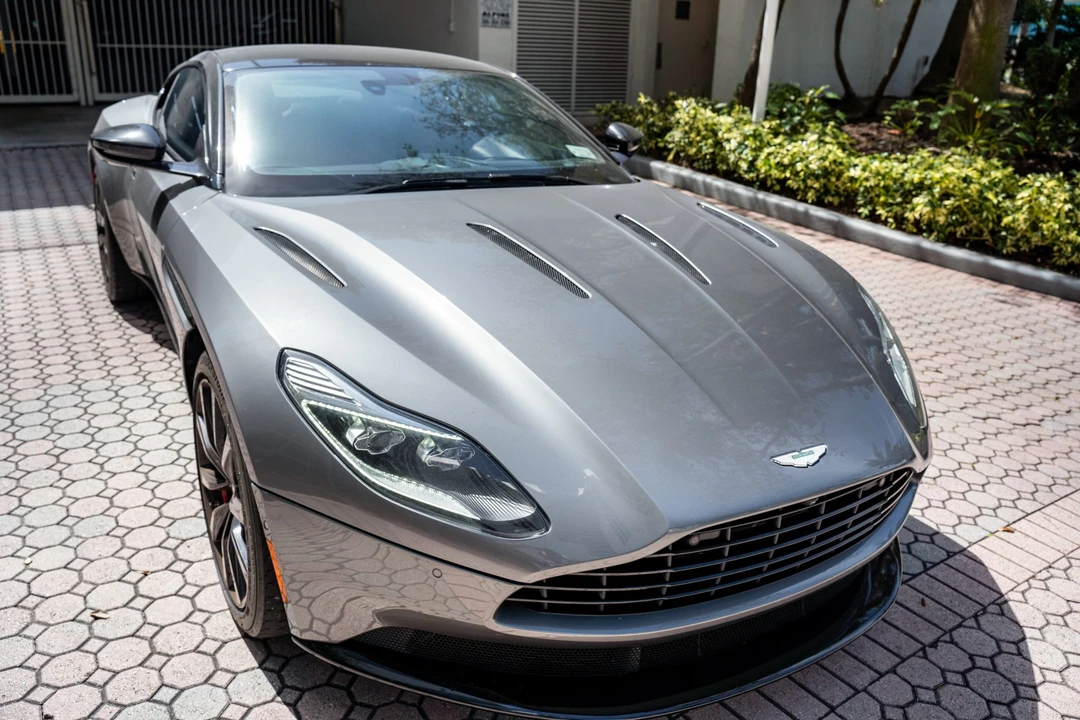 2018 Aston Martin DB11 - Image 4 of 31
