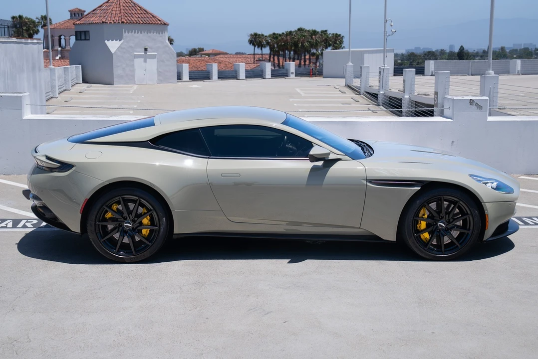 2018 Aston Martin DB11 - Image 4 of 21