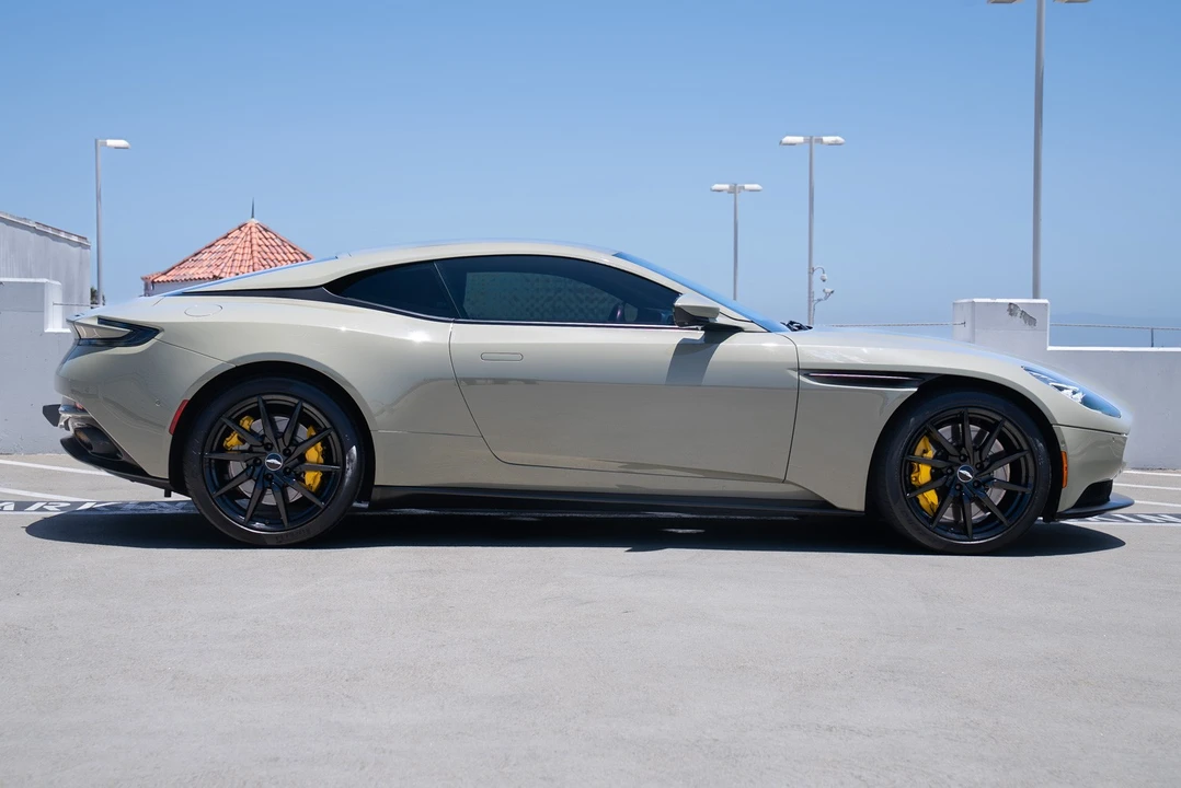 2018 Aston Martin DB11 - Image 3 of 21