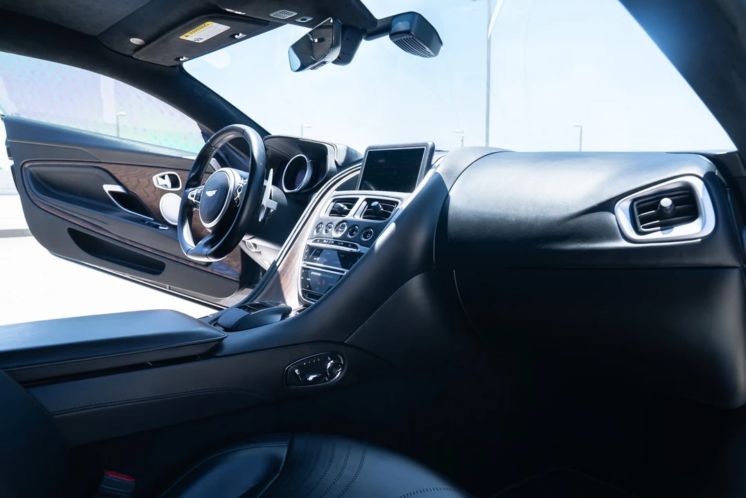 2018 Aston Martin DB11 - Image 18 of 21