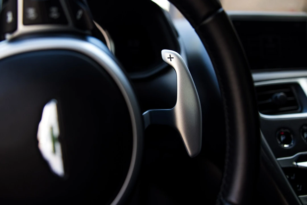 2018 Aston Martin DB11 - Image 21 of 31