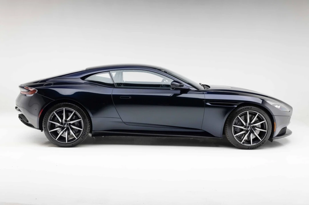 2018 Aston Martin DB11 V12 - Image 15 of 31