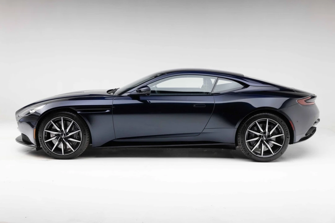2018 Aston Martin DB11 V12 - Image 13 of 31