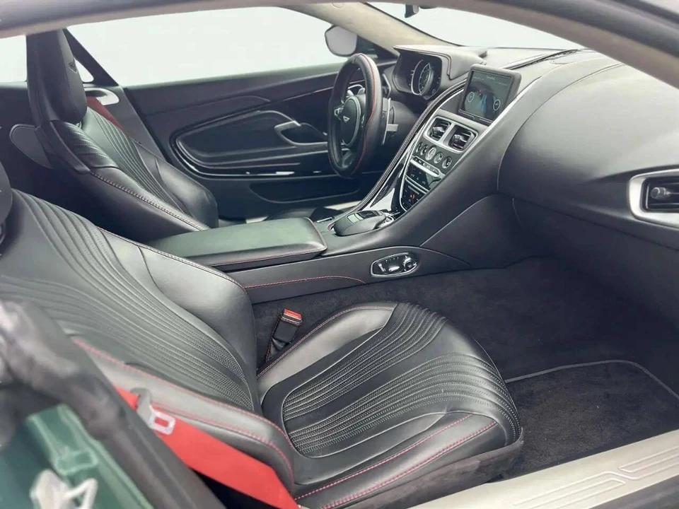 2018 Aston Martin DB11 V12 - Image 19 of 28