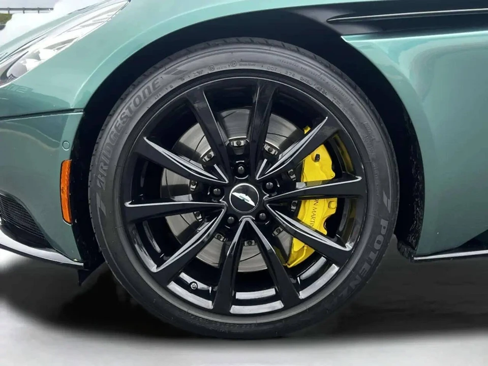 2018 Aston Martin DB11 V12 - Image 15 of 28