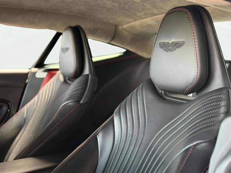 2018 Aston Martin DB11 V12 - Image 17 of 20
