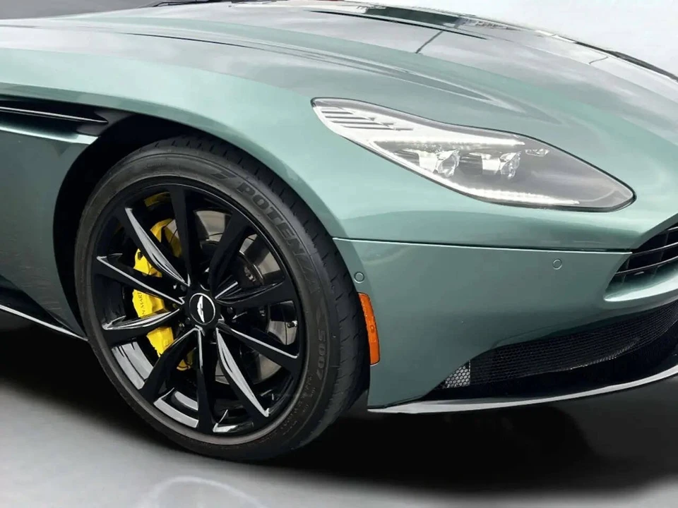 2018 Aston Martin DB11 V12 - Image 12 of 28