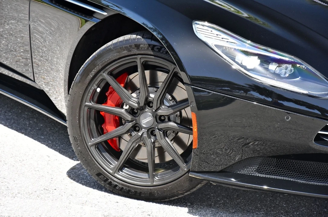 2018 Aston Martin DB11 V12 - Image 16 of 21