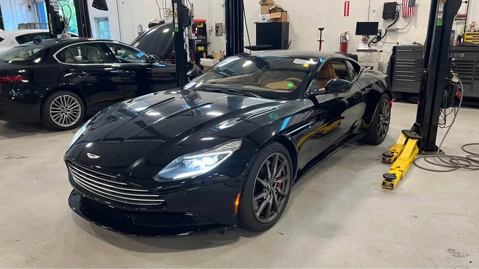 2018 Aston Martin DB11 V12 - Image 3 of 18