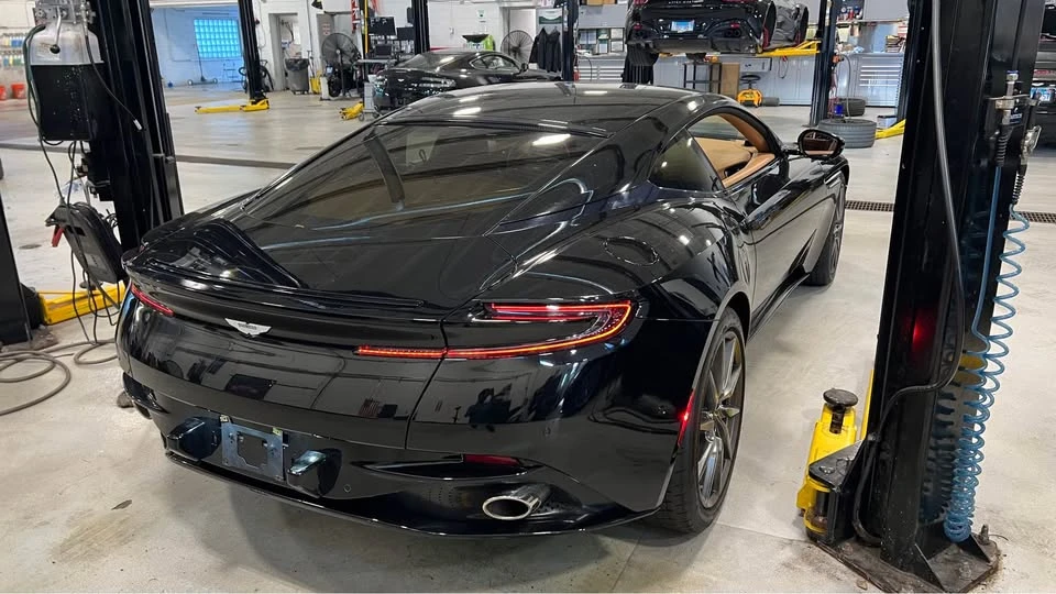 2018 Aston Martin DB11 V12 - Image 6 of 18