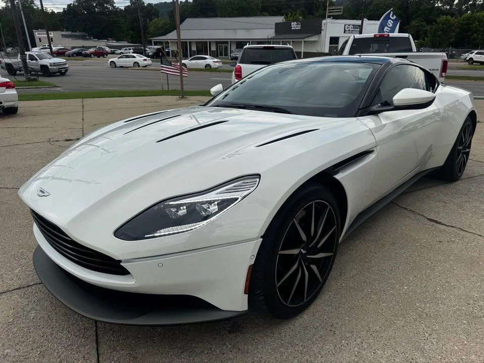 2018 Aston Martin DB11 V12 - Image 2 of 10