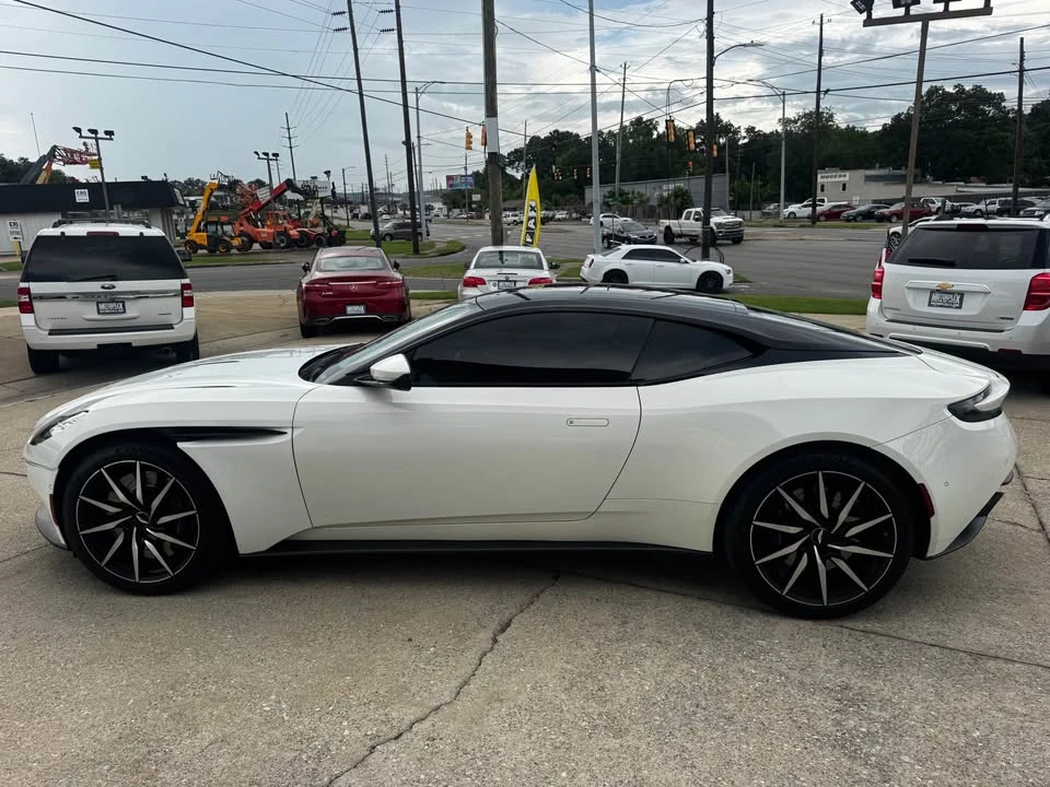 2018 Aston Martin DB11 V12 - Image 3 of 10