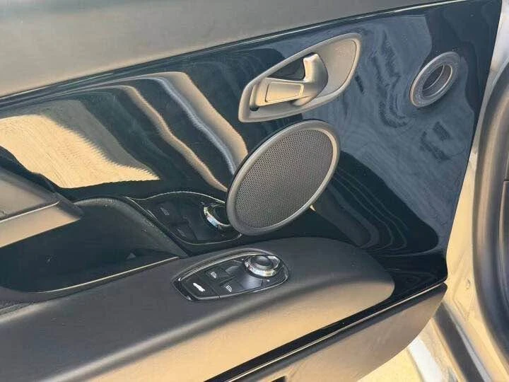 2018 Aston Martin DB11 V12 - Image 16 of 16